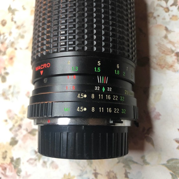Vintage Focal MC Auto Zoom 1:4.5 80-200mm Lens # 8571330 - Picture 4 of 8